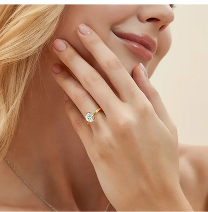 Aisor Gold Plated Moissanite Oval Ring